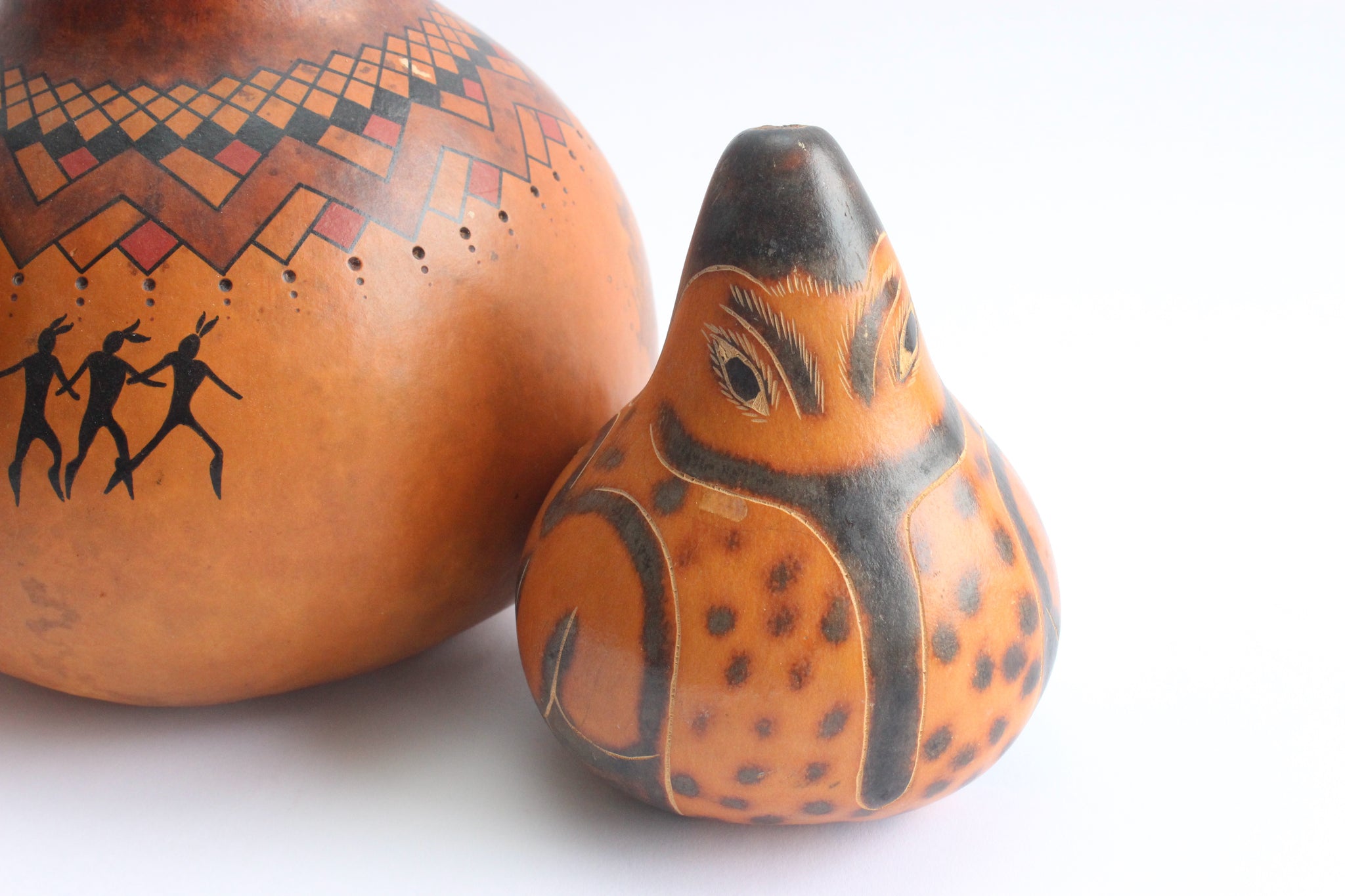 Mates Burilados, Peruvian Folk Art, Etched Decorative Gourd