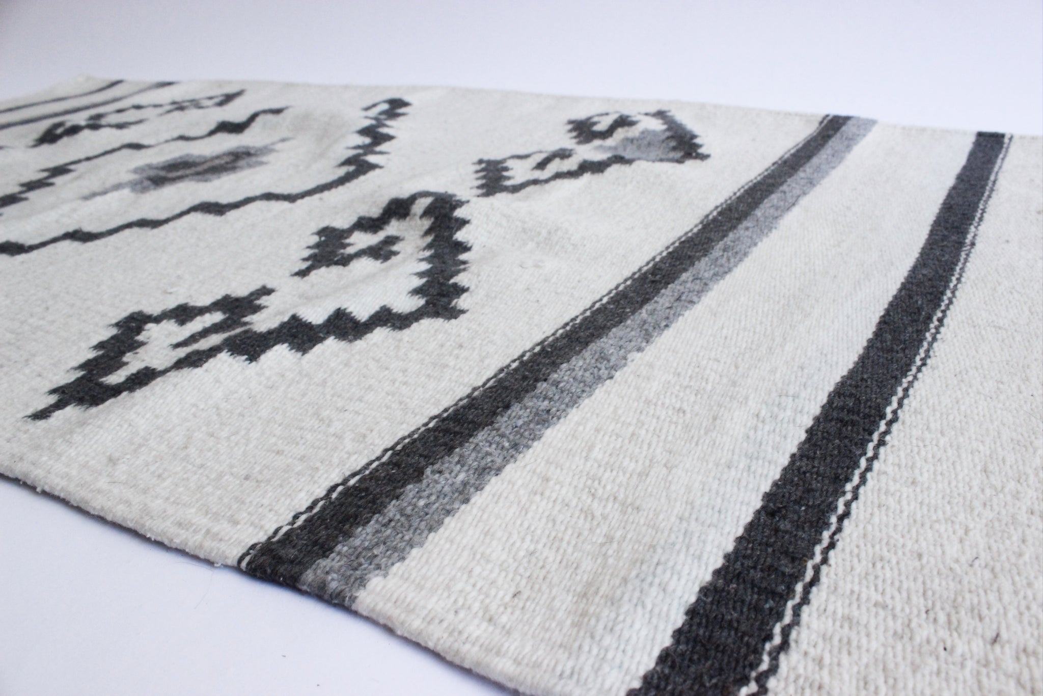 Mexican Area Rug, Small Geometric Pattern Rug, Woven Wool Accent Rug