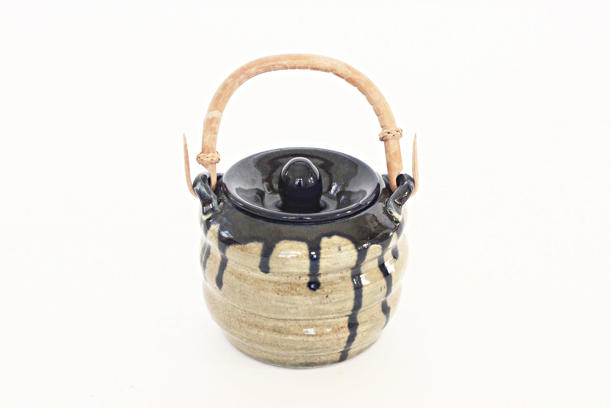 Stoneware Spice Jar with Lid, Kitchen Container with Handle