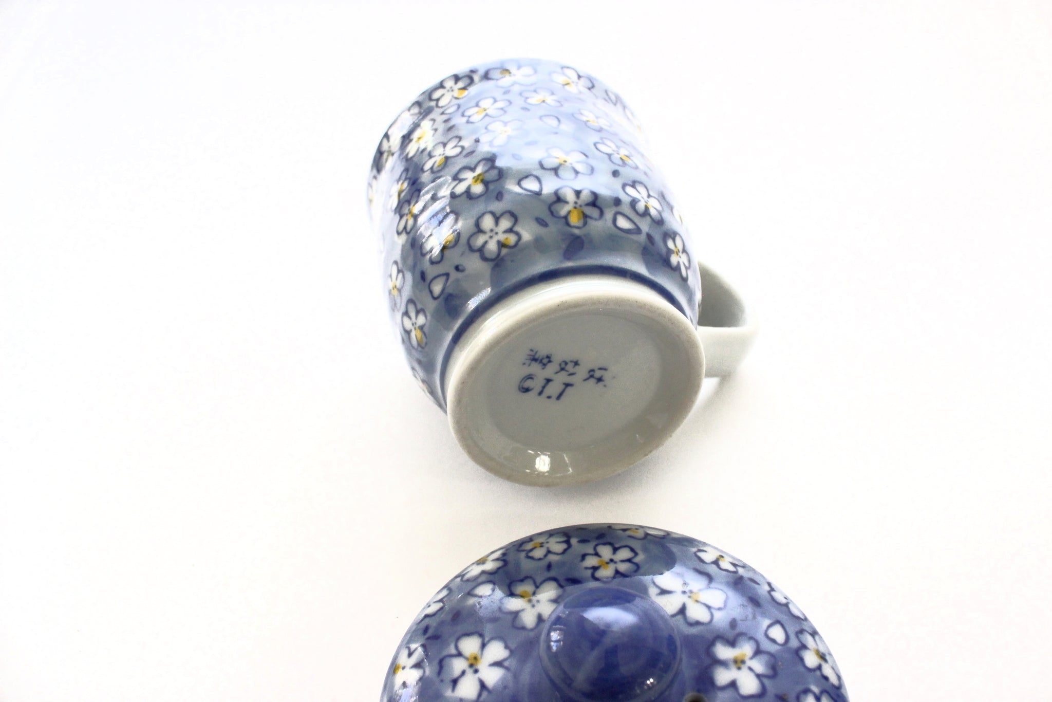 Individual Serving Teapot & Teacup, Vintage Teapot with Painted Daisies