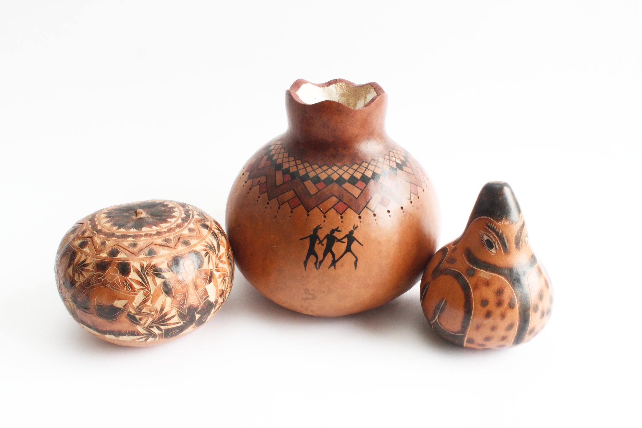 Mates Burilados, Peruvian Folk Art, Etched Decorative Gourd