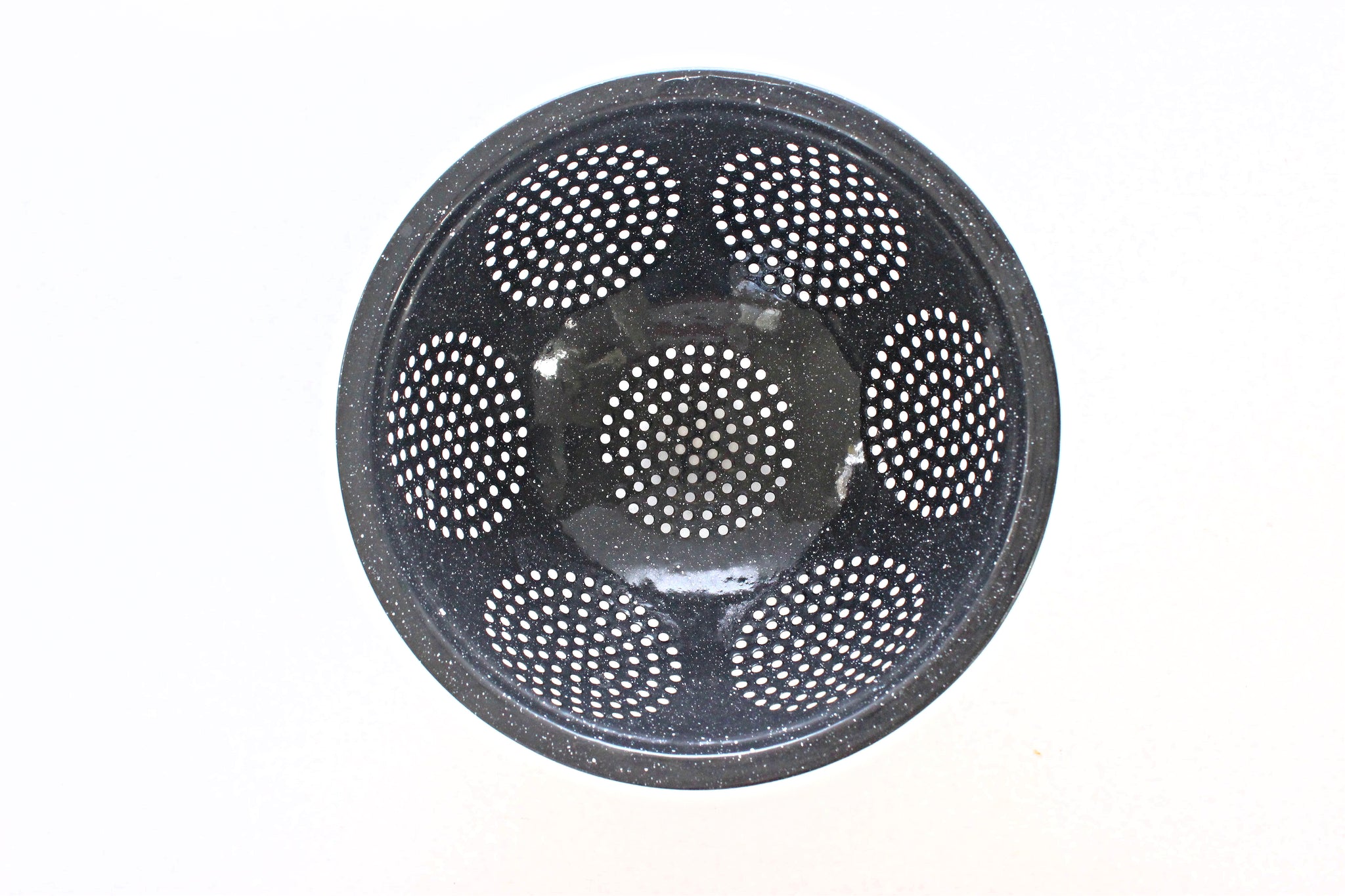 sustainable cookware vintage enamel strainer colander