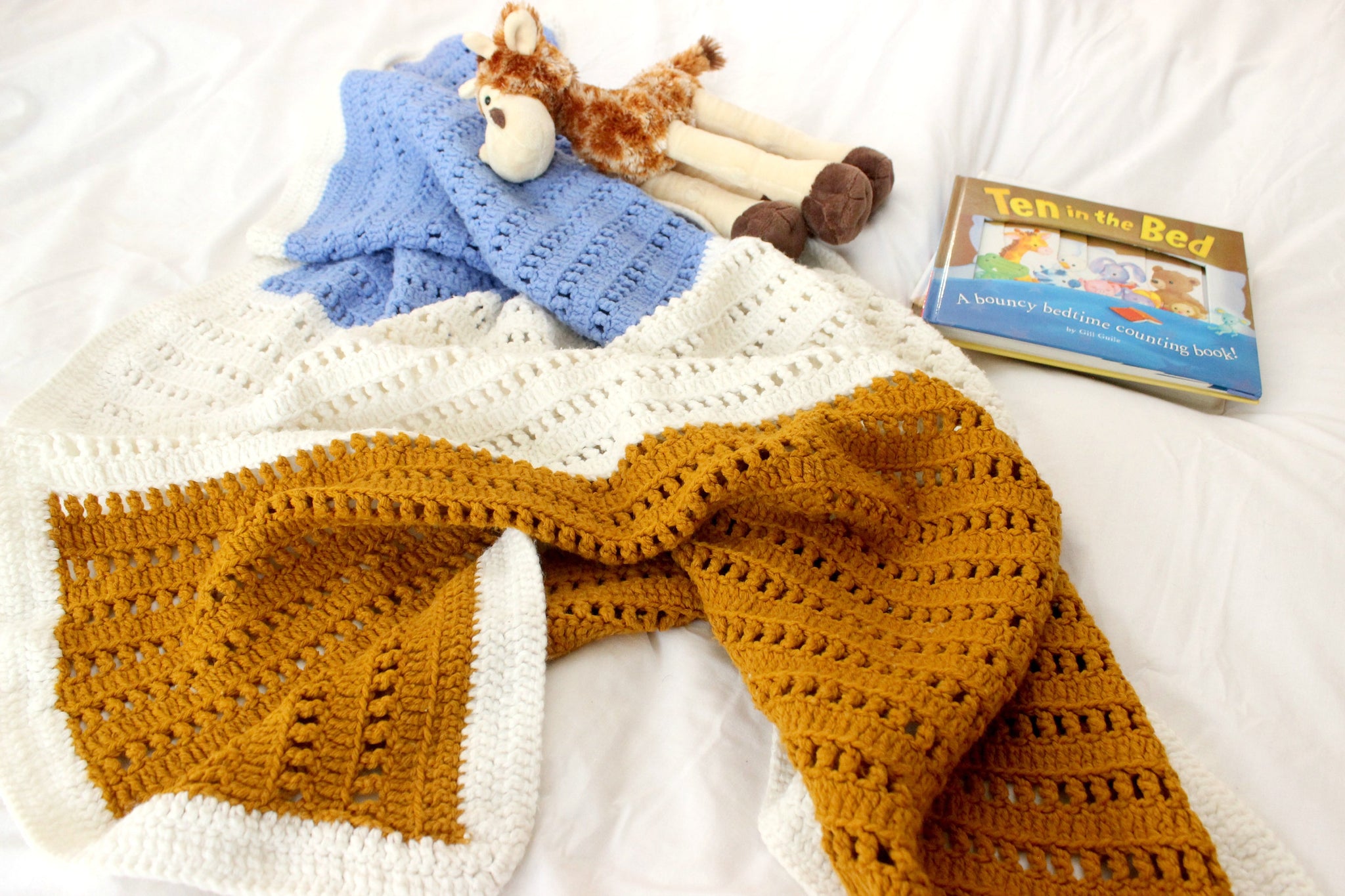 Vintage Knit Blanket, Baby Blanket, Baby Shower Gift