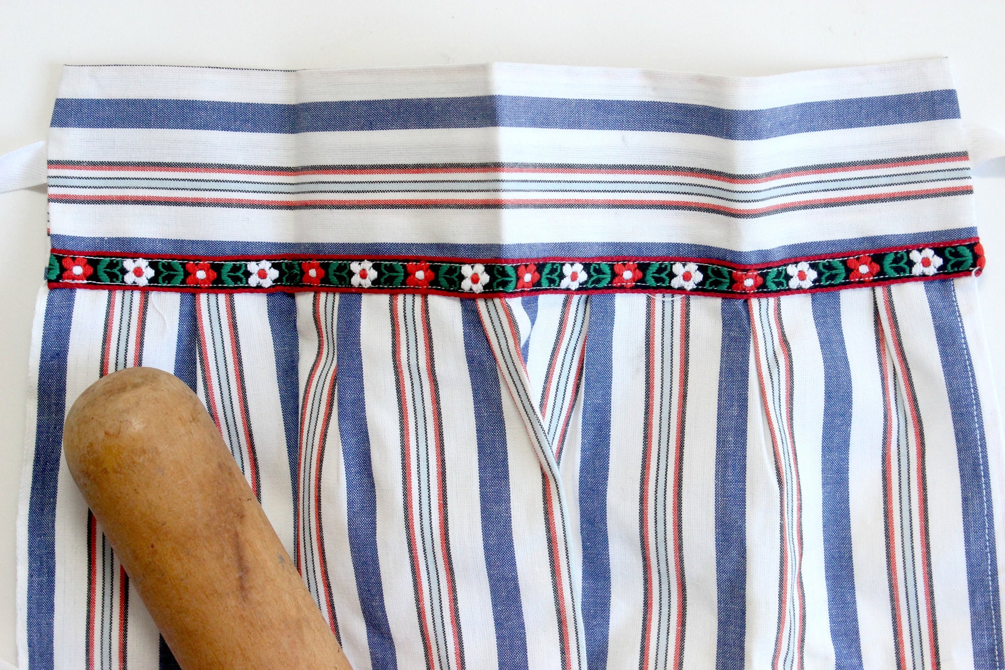 Child's Apron, Vintage Blue & Red Striped Apron