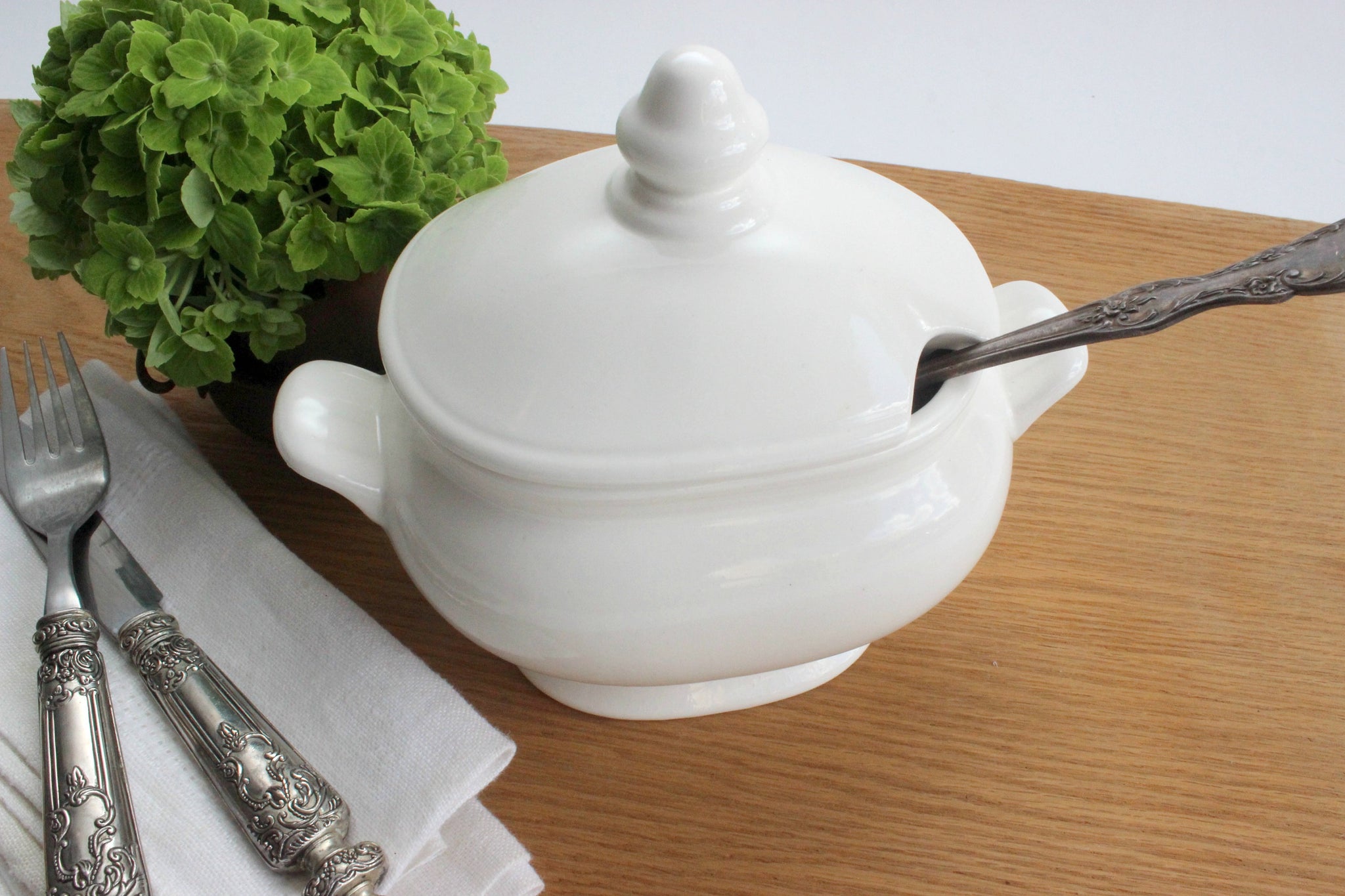 White Ceramic Serving Dish, Vintage Bowl with Lid, Small Casserole Dish
