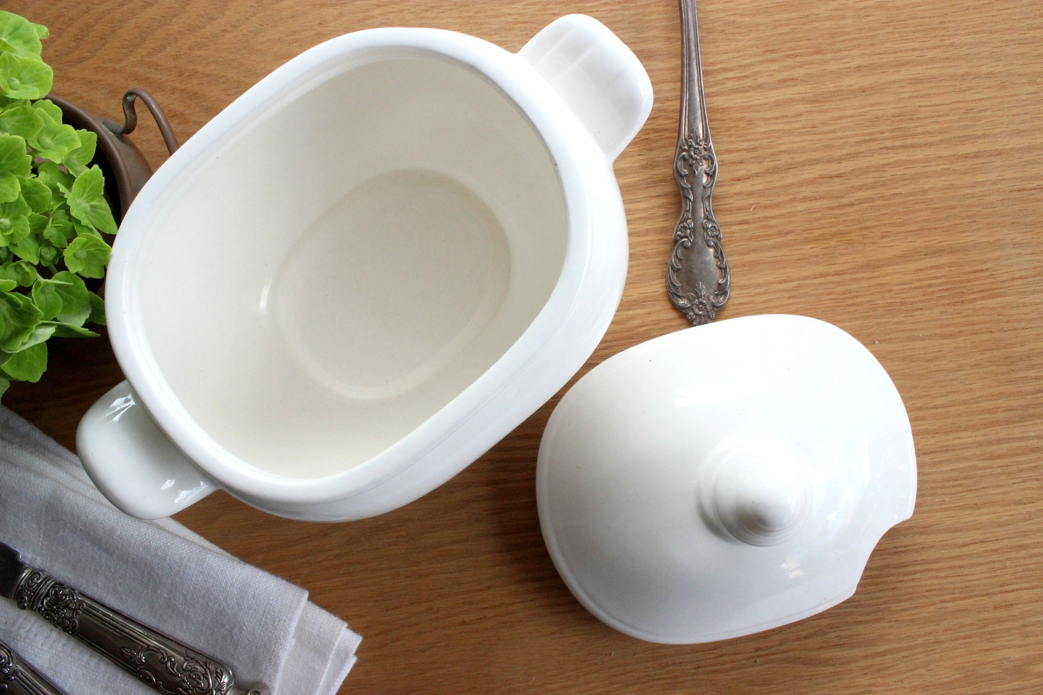 White Ceramic Serving Dish, Vintage Bowl with Lid, Small Casserole Dish
