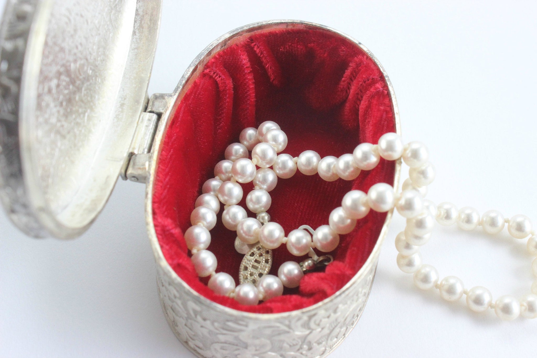 Silver Plated Jewelry Box, Oval Gift Box