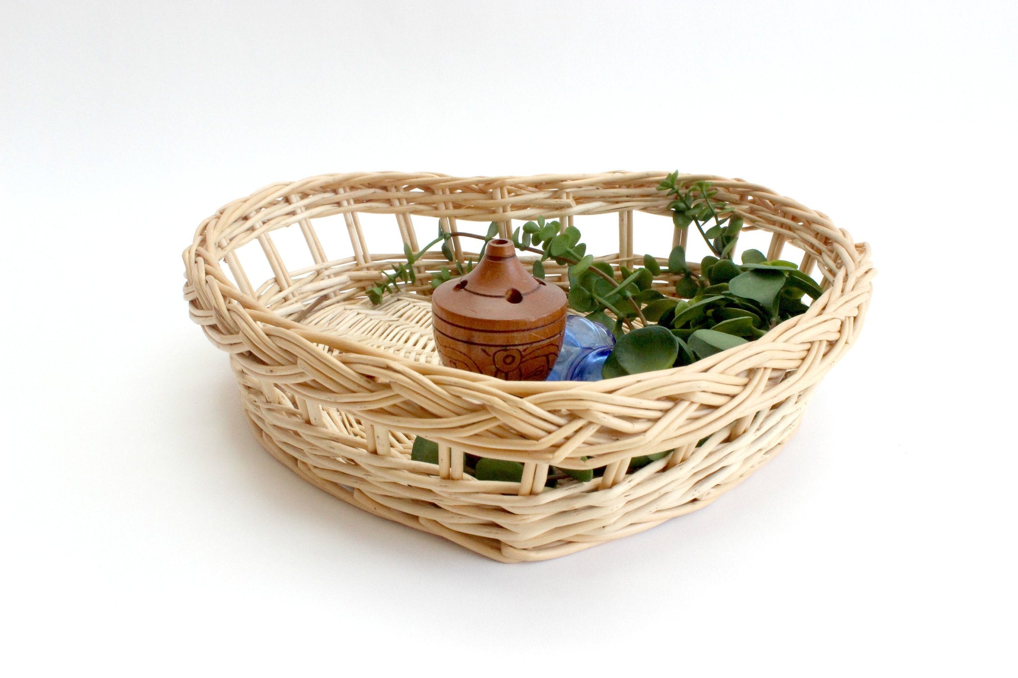 Heart Shaped Wicker Basket Tray, Valentine's Day Gift