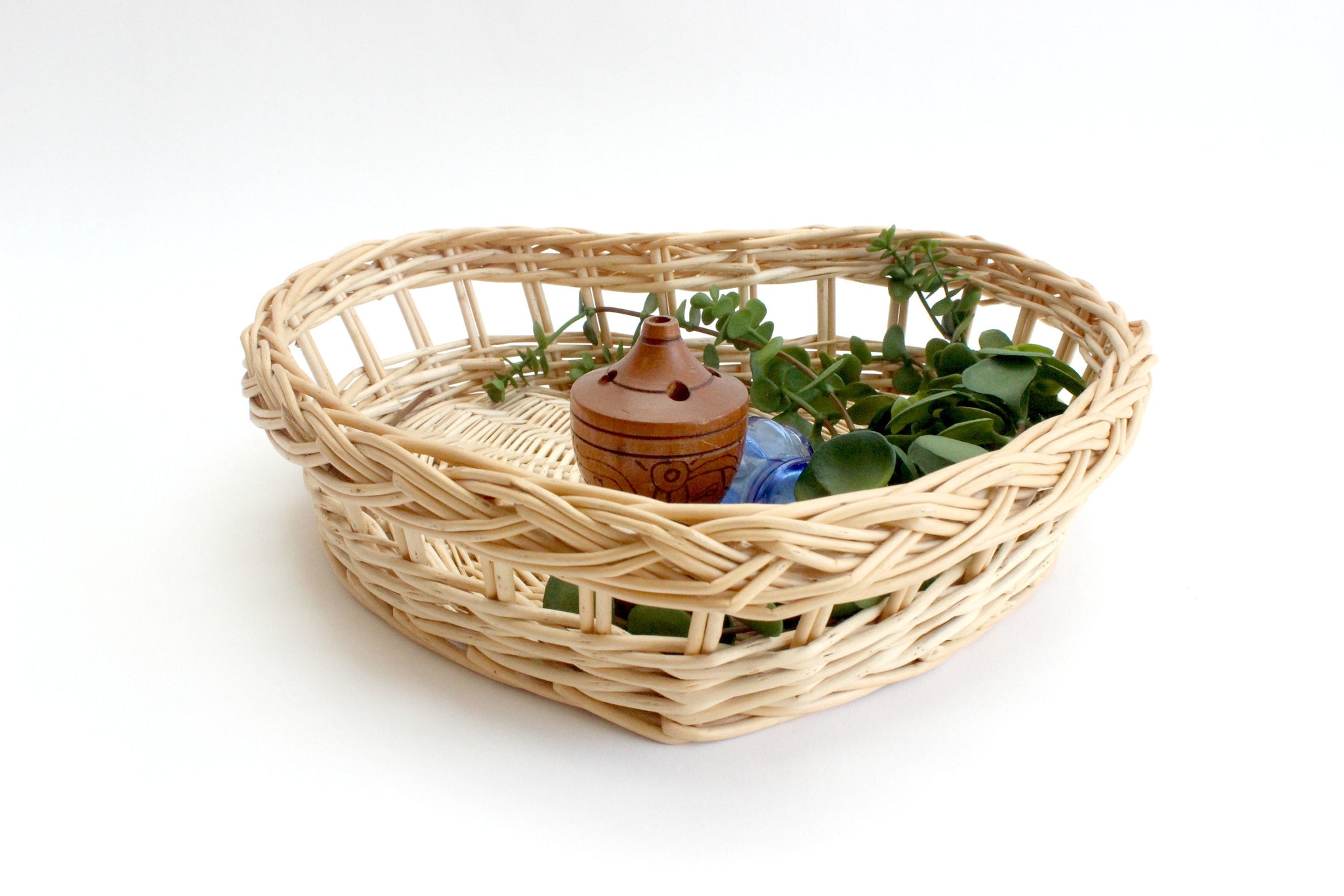 Heart Shaped Wicker Basket Tray, Valentine's Day Gift