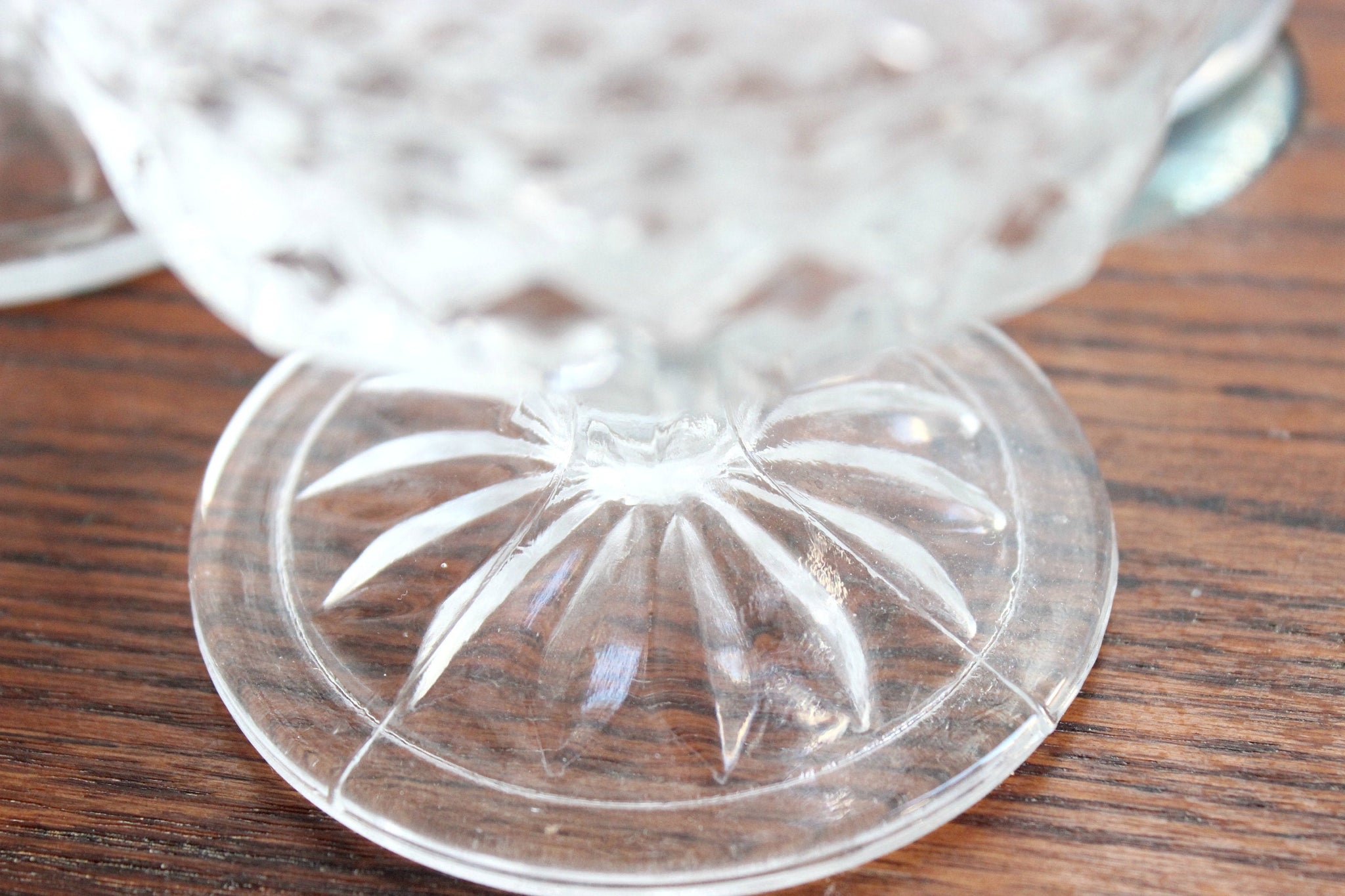 Ice Cream Sundae Cups, Dessert Bowls, Vintage Glassware