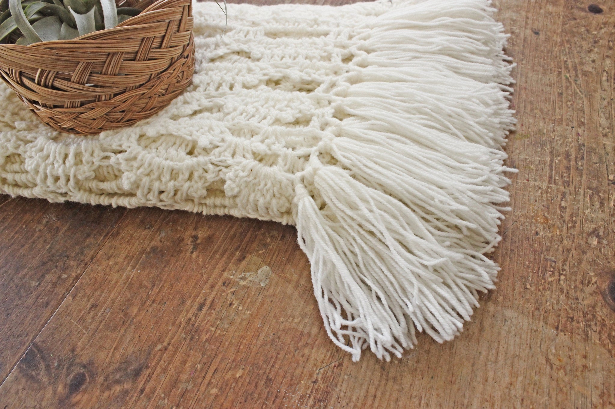 Vintage White Crochet Scarf, Knit Shoulder Wrap, Table Runner