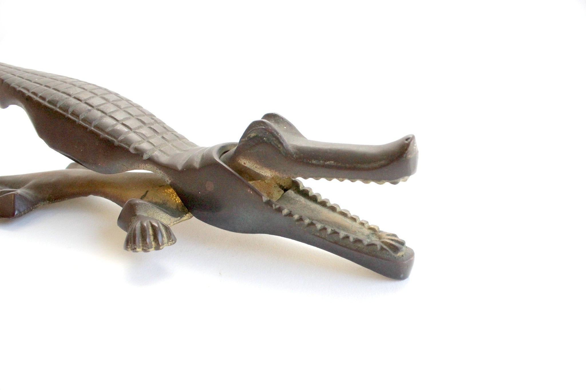 Vintage Brass Alligator Figurine, Animal Lover's Gift