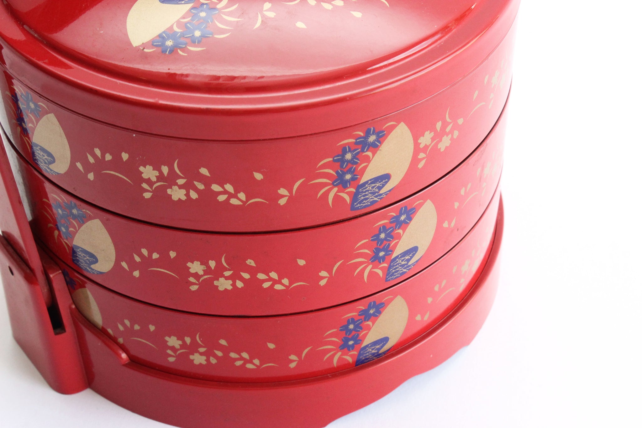 sustainable kitchen servingware