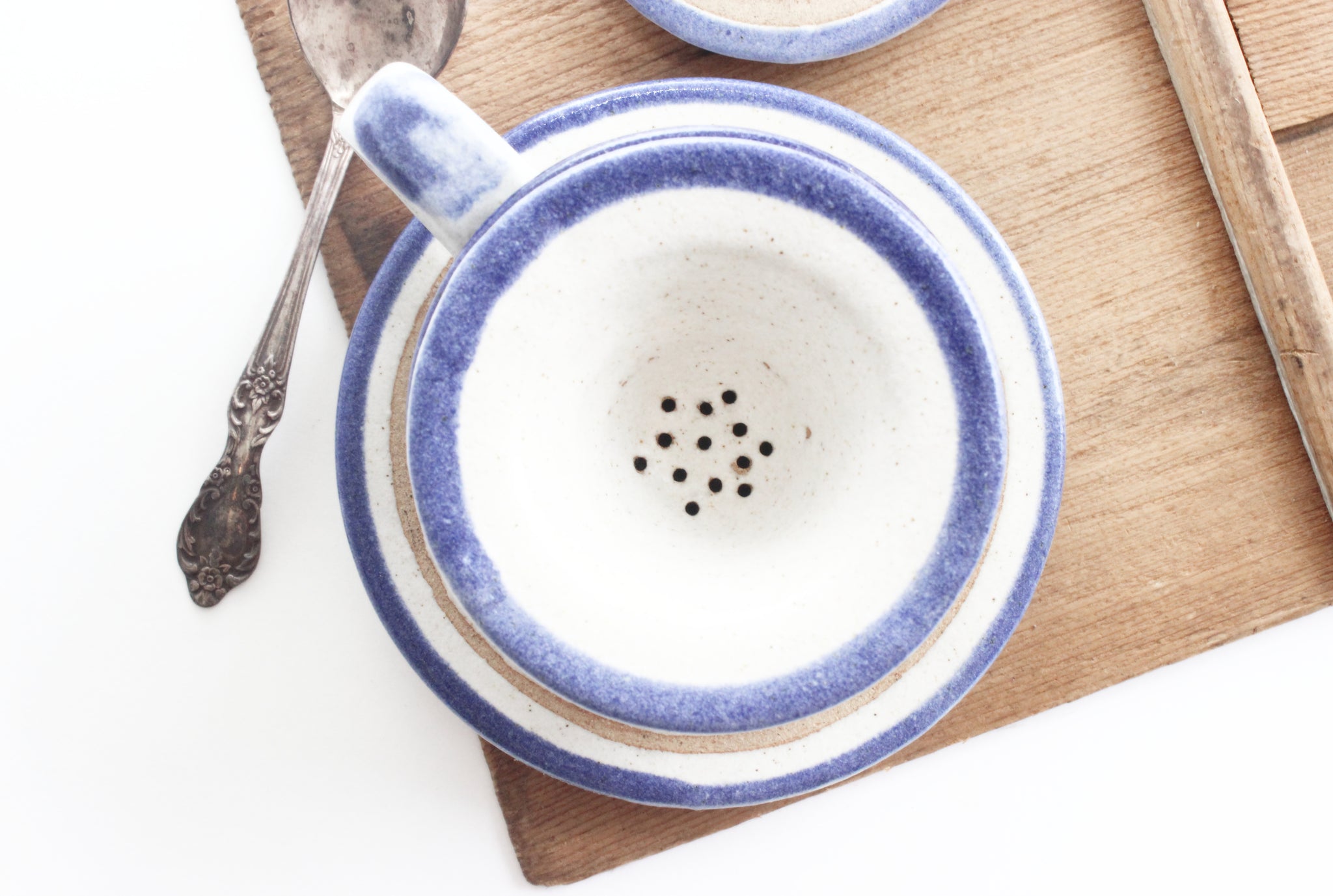 Teacup & Saucer with Set-In Strainer