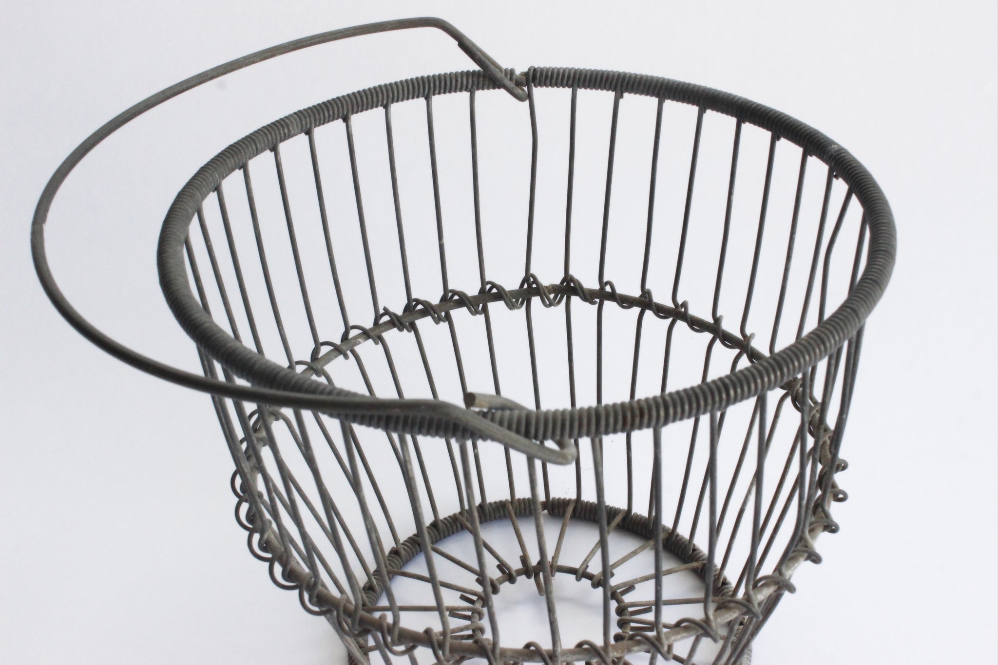 Rustic Metal Farmhouse Egg Basket, Vintage Wire Basket