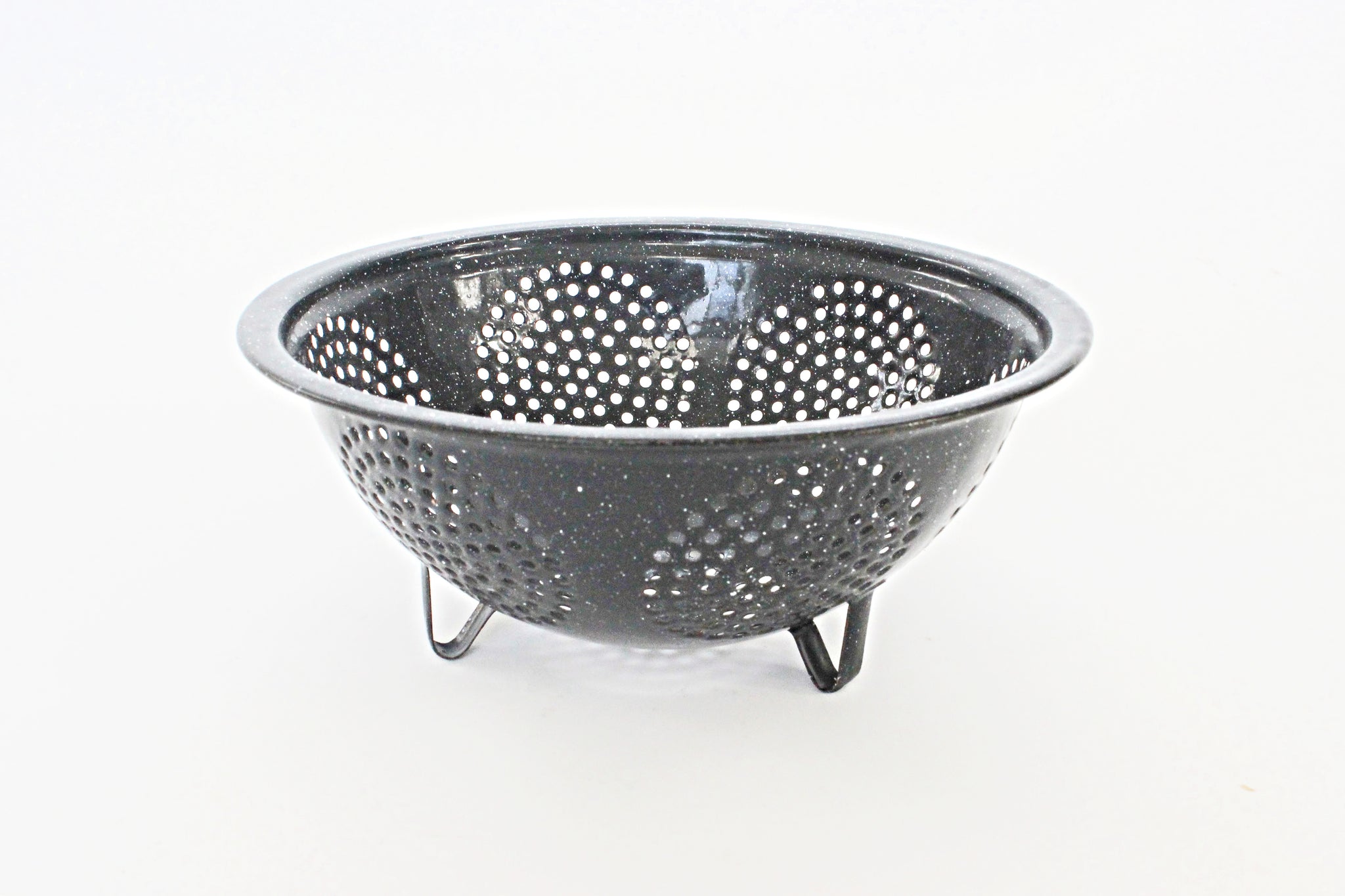 sustainable cookware vintage enamel strainer colander