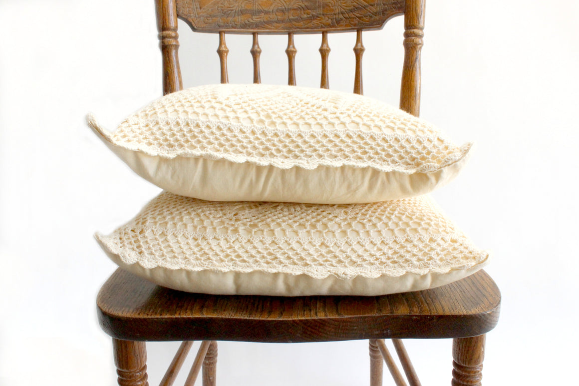 Blankets & Pillows