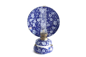 vintage blue and white chinoiserie home decor 
