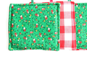 Christmas Pot Holders, Hand Sewn Vintage Fabric Hot Pads