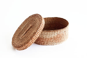 vintage basket with lid