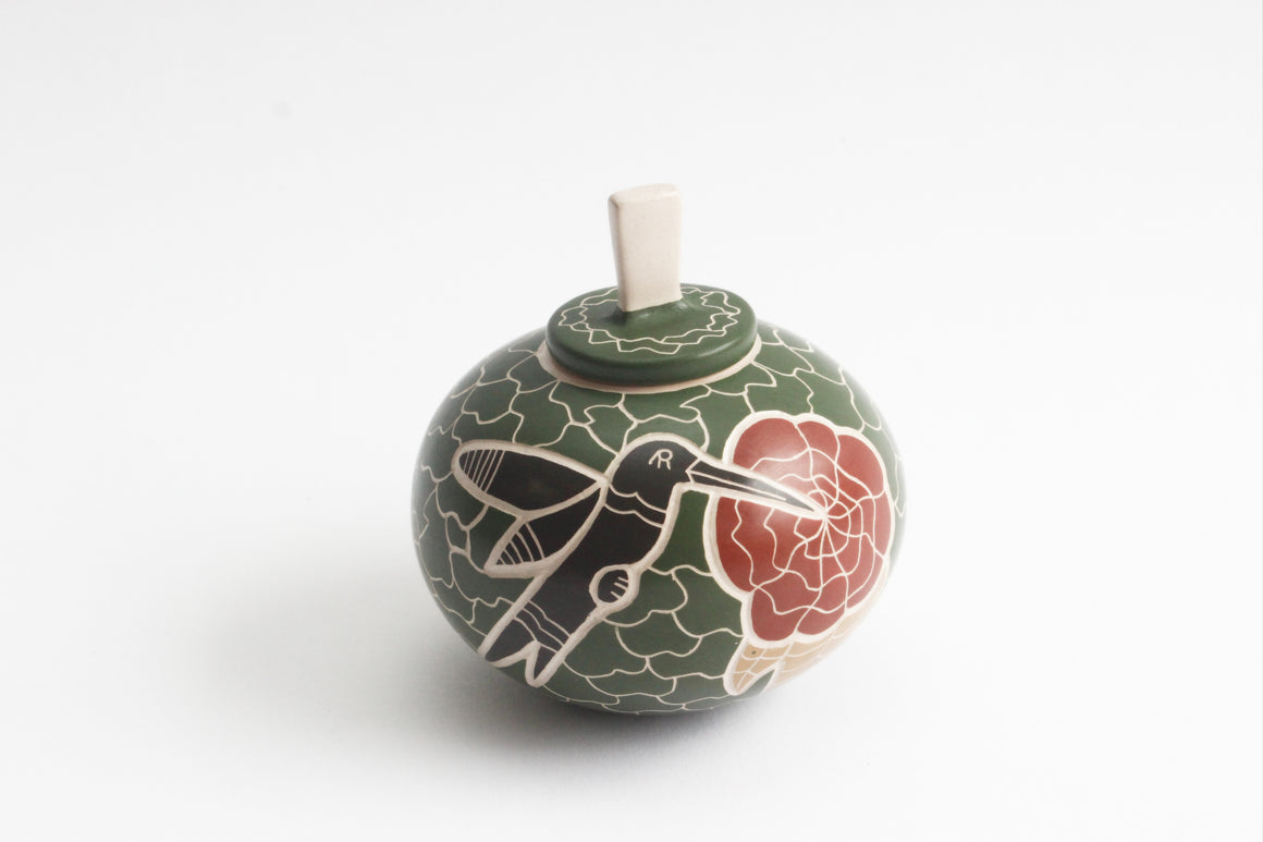 Vidal Corona Fine Art Pottery, Hand Painted Pot with Hummingbirds, Marta Ortiz, Mexico